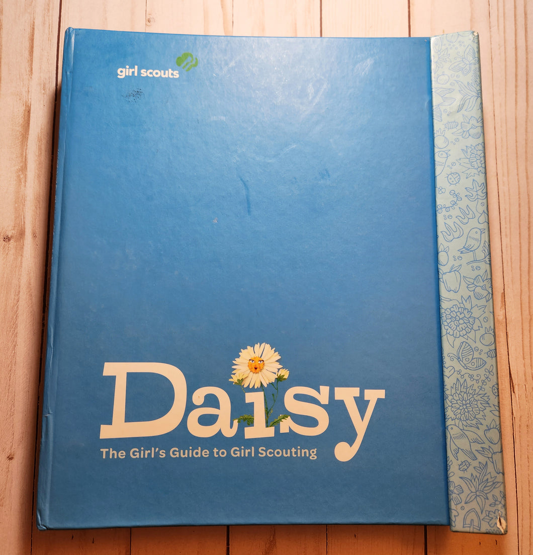 Daisy Girl's Guide to Girl Scouting Binder