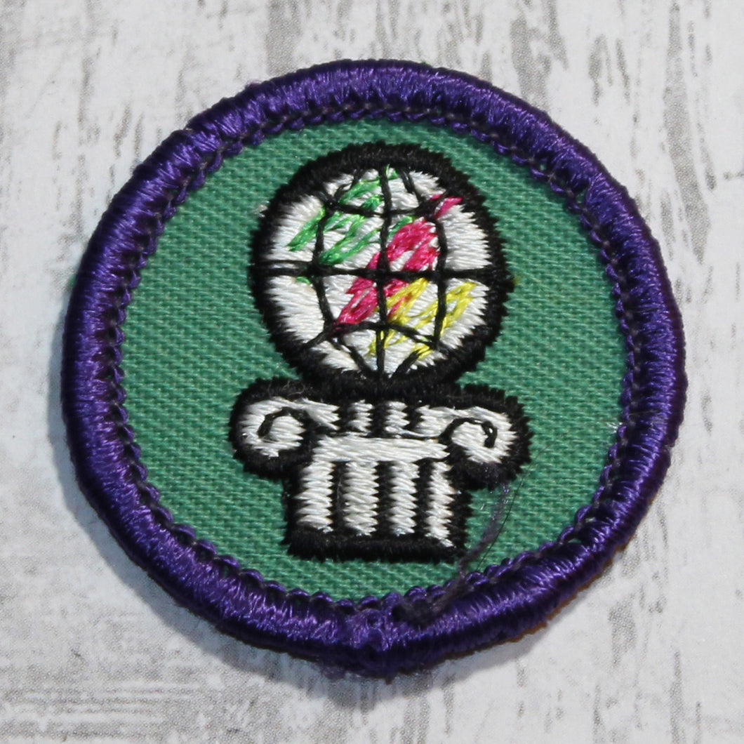 World Of The Arts Dabbler (Purple Border)